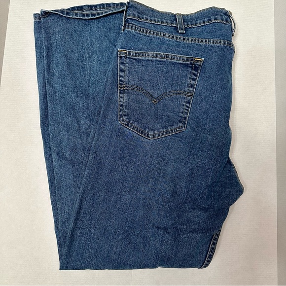 Levi's Other - Levi’s 505 Men’s Size 40x32 Medium Wash Straight Leg Denim Blue Jeans